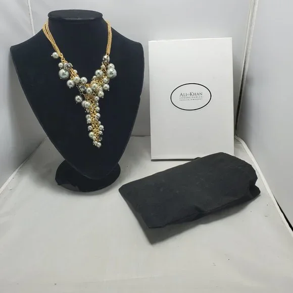 Ali khan Parisian green pearls and cluster necklace with crystal beads - Picture 4 of 10